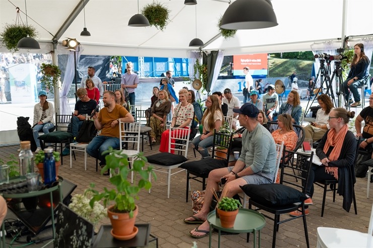 Zīmīgi foto mirkļi no sarunu festivāla LAMPA Cēsīs. Foto: Festivalslampa.lv 337861