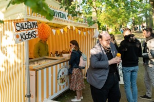 Zīmīgi foto mirkļi no sarunu festivāla LAMPA Cēsīs. Foto: Festivalslampa.lv 35