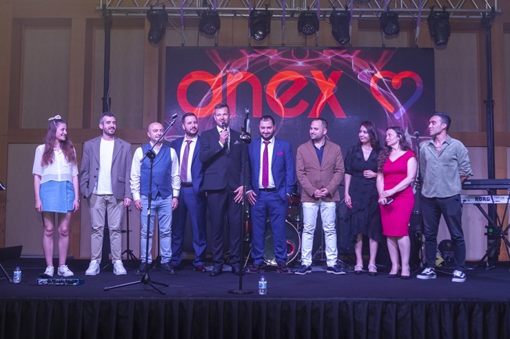 Tūroperators «Anex Tour Latvia» uzaicina Latvijas tūrisma firmas uz svinīgu pasākumu Turcijā. Foto: Mārtiņš Strubergs 338020