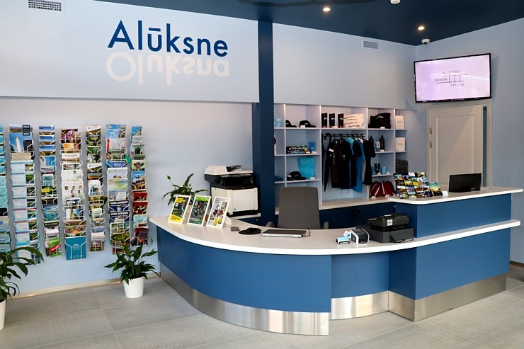 Alūksne svinīgi atklāj jaunu tūrisma informācijas centra ēku 338302