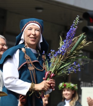 Foto mirkļi no dziesmu un deju svētku dalībnieku gājiena Rīgā - «Novadu dižošanās» 20