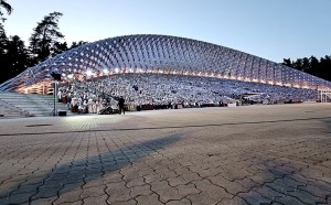 Dziesmu svētku dziesminieku lielkoncerts un svinības Mežaparkā 14