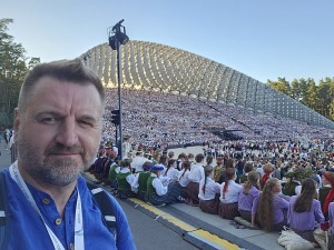 Dziesmu svētku dziesminieku lielkoncerts un svinības Mežaparkā 96