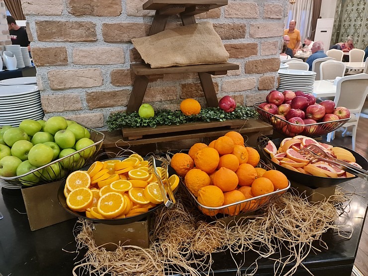Travelnews.lv iepazīst Ziemeļkipras viesnīcas «Vuni Palace Hotel» ēdienkarti. Sadarbībā ar Puzzle Travel Travelnews.lv iepazīst Ziemeļkipras viesnīcas «Vuni Palace Hotel» ēdienkarti. Sadarbībā ar Puzzle Travel 339806