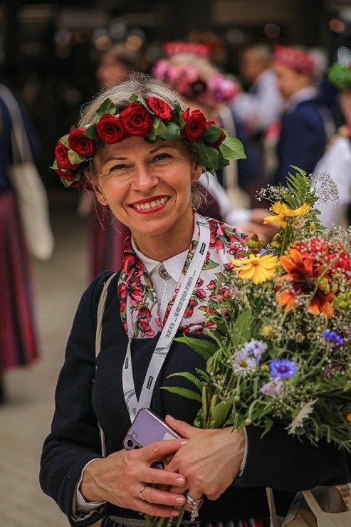 Fotogrāfs Mareks Galinovskis: Dziesmu svētku lielkoncerts «Tīrums. Dziesmas ceļš» skan Mežaparka Lielajā estrādē Fotogrāfs Mareks Galinovskis: Dziesmu svētku lielkoncerts «Tīrums. Dziesmas ceļš» skan Mežaparka Lielajā estrādē 339819