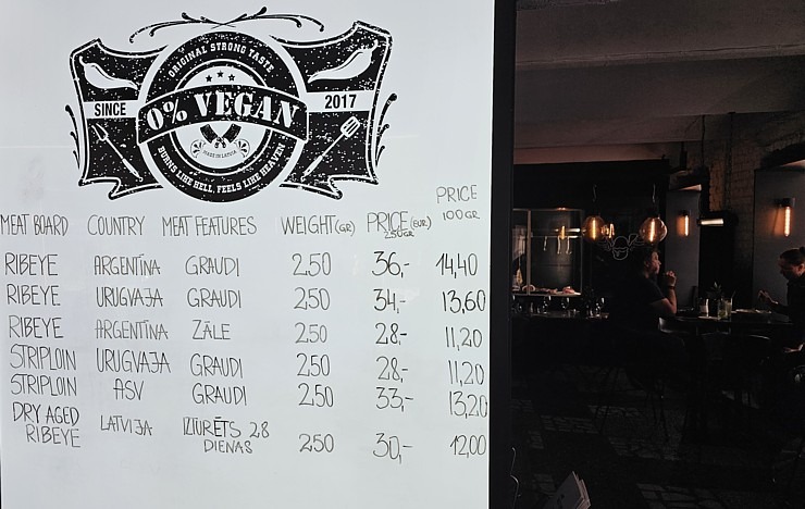Izbaudām šefpavāra Kaspara Jansona gatavotus steikus Rīgas restorānā «Meat Chef» 340432