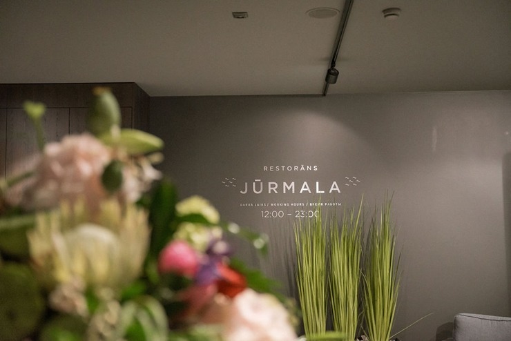 «Hotel Jūrmala SPA» rīko svinīgu kokteiļu pēcpusdienu un viesnīcas prezentāciju. Foto: Artis Veigurs «Hotel Jūrmala SPA» rīko svinīgu kokteiļu pēcpusdienu un viesnīcas prezentāciju. Foto: Artis Veigurs 342058