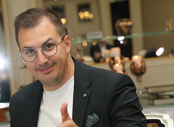 «Tez Tour Latvia» rīko TOP10 tūrisma aģentūrām parfimērijas meistarklasi viesnīcā «Grand Place Hotel Riga» «Tez Tour Latvia» rīko TOP10 tūrisma aģentūrām parfimērijas meistarklasi viesnīcā «Grand Place Hotel Riga» 342354