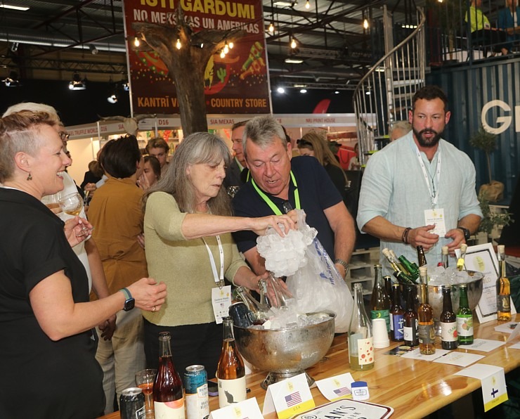 Travelnews.lv izstādē «Riga Food» apmeklē Sidra festivāla apbalvošanas ceremoniju un nodegustē 18 valstu sidrus Travelnews.lv izstādē «Riga Food» apmeklē Sidra festivāla apbalvošanas ceremoniju un nodegustē 18 valstu sidrus 342927
