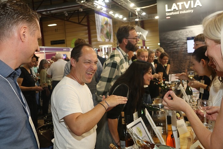 Travelnews.lv izstādē «Riga Food» apmeklē Sidra festivāla apbalvošanas ceremoniju un nodegustē 18 valstu sidrus Travelnews.lv izstādē «Riga Food» apmeklē Sidra festivāla apbalvošanas ceremoniju un nodegustē 18 valstu sidrus 342933