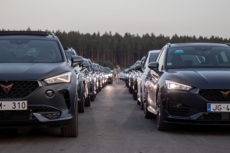 Latvijas salidojumā «CUPRA Summit 2023» pulcējas vairāk nekā 750 spēkrati. Foto: ogilvy.lv 343157