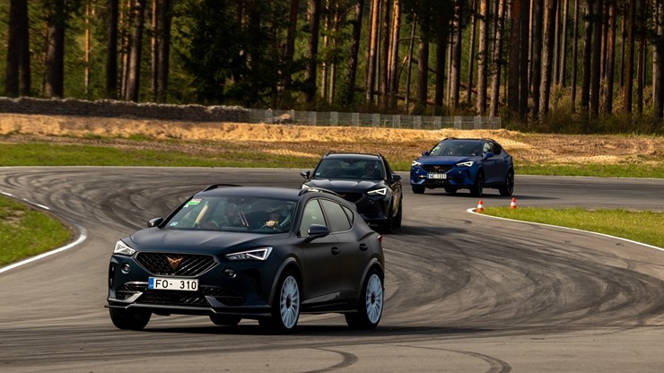 Latvijas salidojumā «CUPRA Summit 2023» pulcējas vairāk nekā 750 spēkrati. Foto: ogilvy.lv 343168