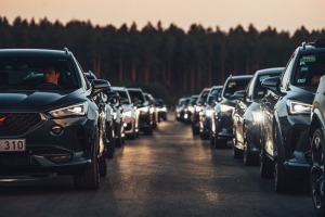 Latvijas salidojumā «CUPRA Summit 2023» pulcējas vairāk nekā 750 spēkrati. Foto: ogilvy.lv 18