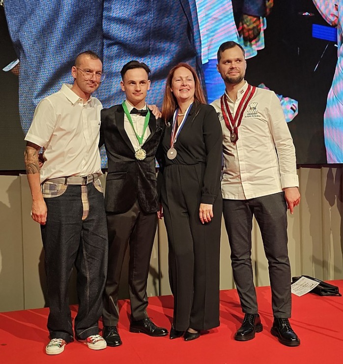 «Pavāru klubs» rīko svinīgu labāko pavāru apbalvošanas ceremoniju konferenču centrā «ATTA Centre» «Pavāru klubs» rīko svinīgu labāko pavāru apbalvošanas ceremoniju konferenču centrā «ATTA Centre» 343419