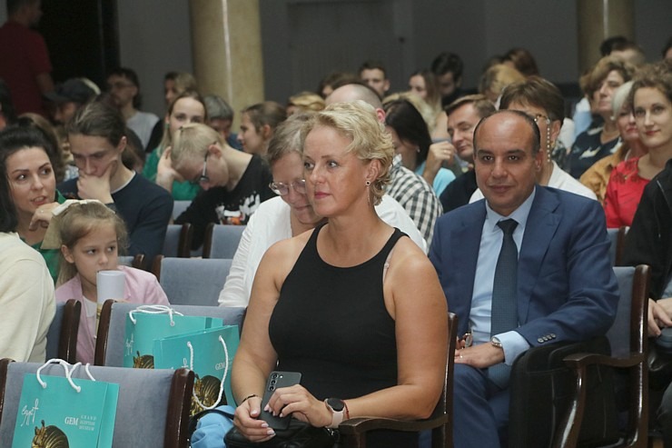 Tūroperators «Coral Travel Latvia» ielūdz slavenu Ēģiptes arheologu Dr.Zahi Havasu ar lekciju Latvijas Universitātē Tūroperators «Coral Travel Latvia» ielūdz slavenu Ēģiptes arheologu Dr.Zahi Havasu ar lekciju Latvijas Universitātē 343461