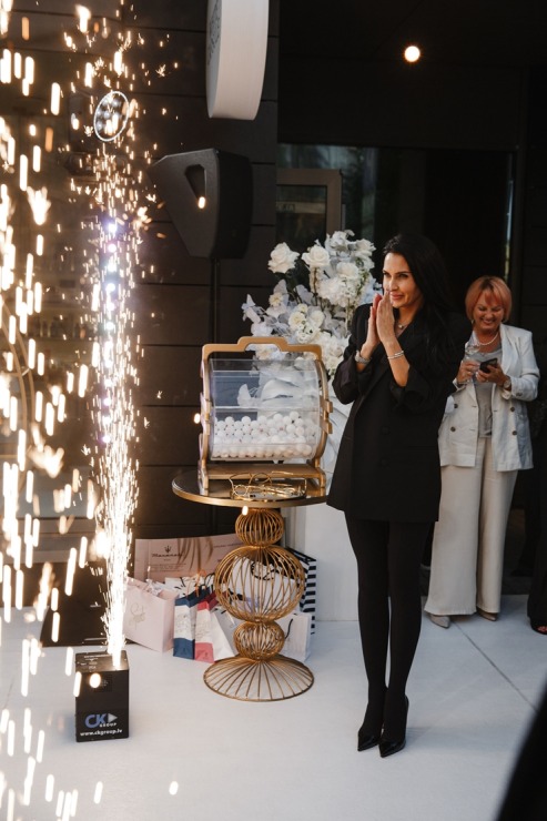 Rīgas klusajā centrā svinīgi atvērts skaistuma salons «White Capsule» 343604