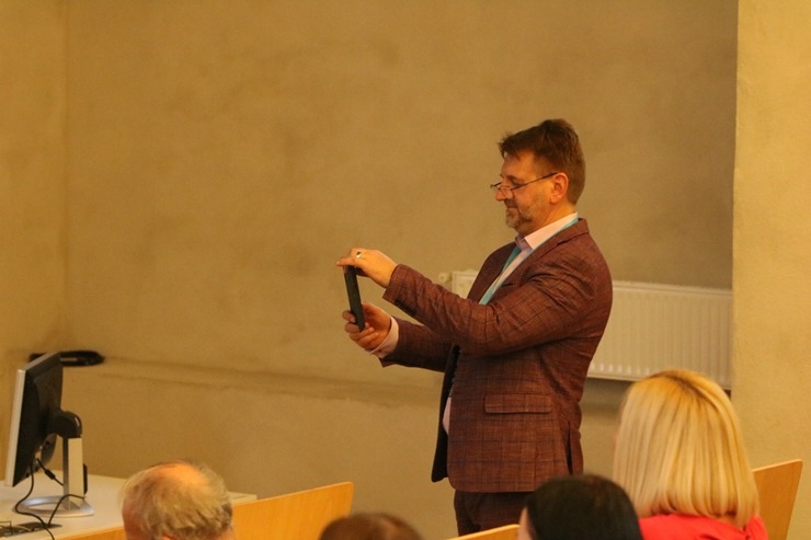 «Latgolys storpkongress» 22.–23. septembrī pulcē Rēzeknē Latgales ekspertus novada attīstībai. Foto: Santa Rudze «Latgolys storpkongress» 22.–23. septembrī pulcē Rēzeknē Latgales ekspertus novada attīstībai. Foto: Santa Rudze 343774