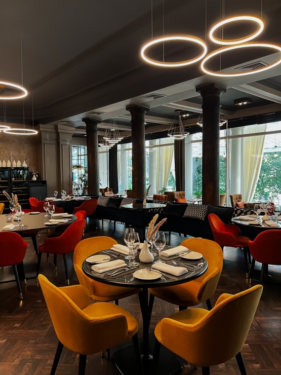 Rīgas restorāns «Whitehouse» padarīs jebkuru dienu par īpašu un neaizmirstamu. Foto: whitehouserestorans.lv Rīgas restorāns «Whitehouse» padarīs jebkuru dienu par īpašu un neaizmirstamu. Foto: whitehouserestorans.lv 344240