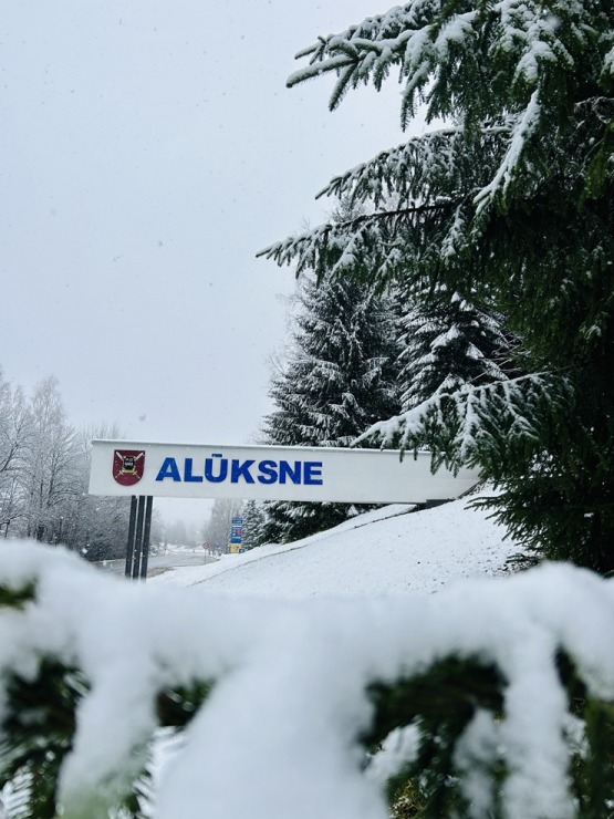 Vidzemes Alūksnē ir sasnidzis sniegs. Foto: Visitaluksne.lv 346552