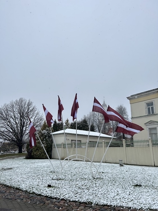 Vidzemes Alūksnē ir sasnidzis sniegs. Foto: Visitaluksne.lv 346544