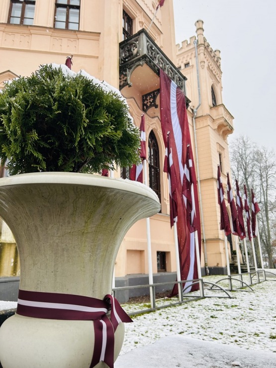 Vidzemes Alūksnē ir sasnidzis sniegs. Foto: Visitaluksne.lv 346548