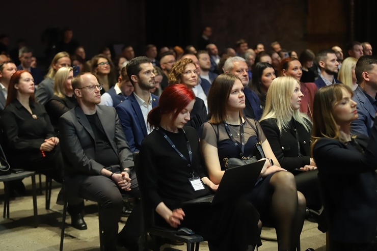 Slavenais gardēžu ceļvedis «Michelin Guide» svinīgā ceremonijā nosaka labākos Latvijas restorānus. Foto: Rojs Maizītis Slavenais gardēžu ceļvedis «Michelin Guide» svinīgā ceremonijā nosaka labākos Latvijas restorānus. Foto: Rojs Maizītis 346748