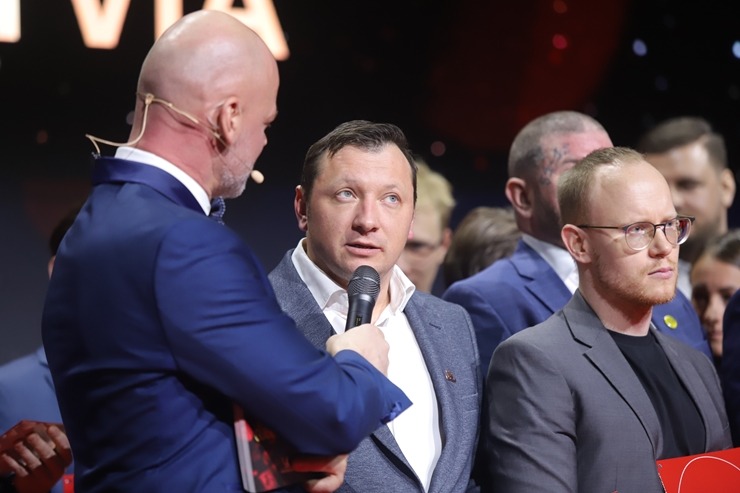 Slavenais gardēžu ceļvedis «Michelin Guide» svinīgā ceremonijā nosaka labākos Latvijas restorānus. Foto: Rojs Maizītis Slavenais gardēžu ceļvedis «Michelin Guide» svinīgā ceremonijā nosaka labākos Latvijas restorānus. Foto: Rojs Maizītis 346761