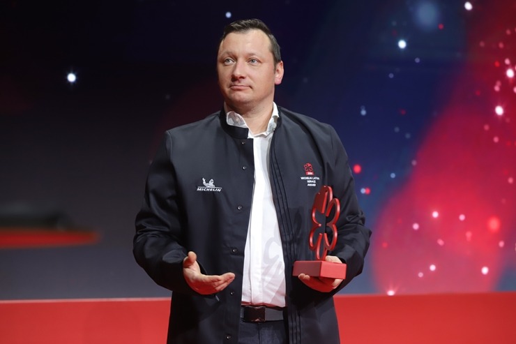 Slavenais gardēžu ceļvedis «Michelin Guide» svinīgā ceremonijā nosaka labākos Latvijas restorānus. Foto: Rojs Maizītis Slavenais gardēžu ceļvedis «Michelin Guide» svinīgā ceremonijā nosaka labākos Latvijas restorānus. Foto: Rojs Maizītis 346765