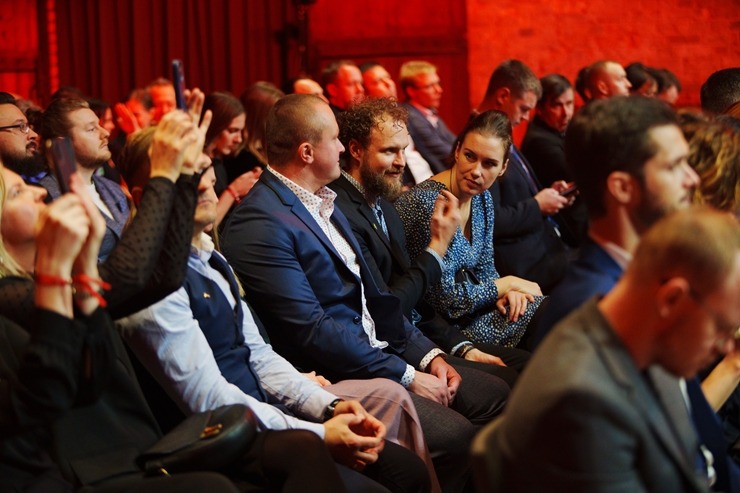 Slavenais gardēžu ceļvedis «Michelin Guide» svinīgā ceremonijā nosaka labākos Latvijas restorānus. Foto: Rojs Maizītis Slavenais gardēžu ceļvedis «Michelin Guide» svinīgā ceremonijā nosaka labākos Latvijas restorānus. Foto: Rojs Maizītis 346741