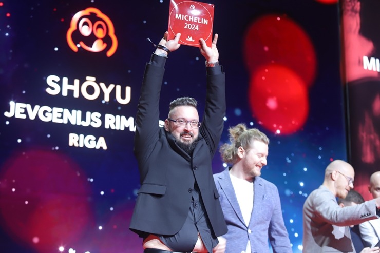 Slavenais gardēžu ceļvedis «Michelin Guide» svinīgā ceremonijā nosaka labākos Latvijas restorānus. Foto: Rojs Maizītis Slavenais gardēžu ceļvedis «Michelin Guide» svinīgā ceremonijā nosaka labākos Latvijas restorānus. Foto: Rojs Maizītis 346780
