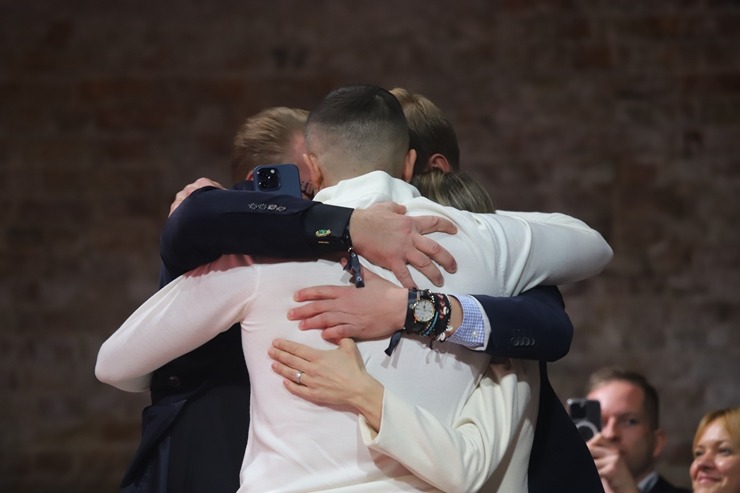 Slavenais gardēžu ceļvedis «Michelin Guide» svinīgā ceremonijā nosaka labākos Latvijas restorānus. Foto: Rojs Maizītis Slavenais gardēžu ceļvedis «Michelin Guide» svinīgā ceremonijā nosaka labākos Latvijas restorānus. Foto: Rojs Maizītis 346799