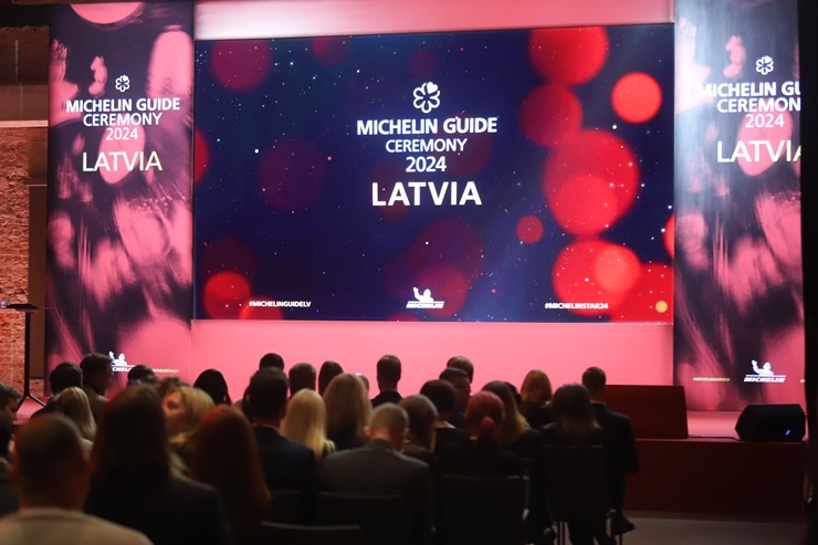Slavenais gardēžu ceļvedis «Michelin Guide» svinīgā ceremonijā nosaka labākos Latvijas restorānus. Foto: Rojs Maizītis Slavenais gardēžu ceļvedis «Michelin Guide» svinīgā ceremonijā nosaka labākos Latvijas restorānus. Foto: Rojs Maizītis 346817