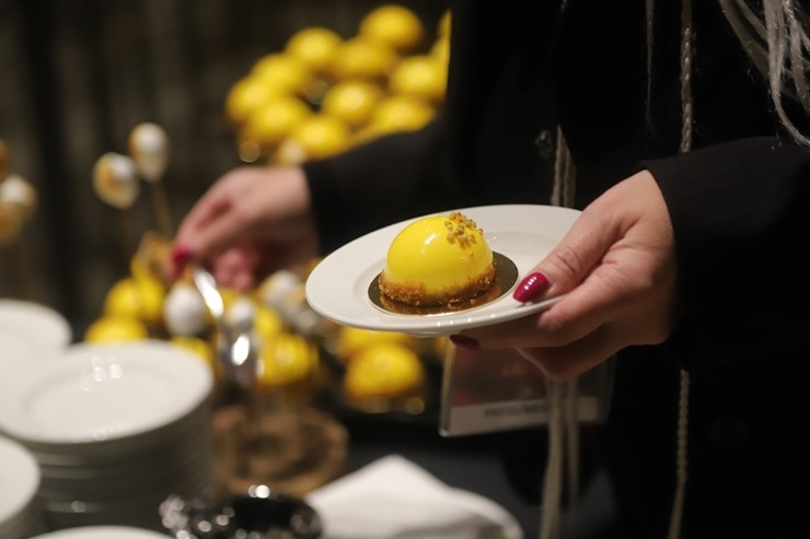 Slavenais gardēžu ceļvedis «Michelin Guide» svinīgā ceremonijā nosaka labākos Latvijas restorānus. Foto: Rojs Maizītis Slavenais gardēžu ceļvedis «Michelin Guide» svinīgā ceremonijā nosaka labākos Latvijas restorānus. Foto: Rojs Maizītis 346820
