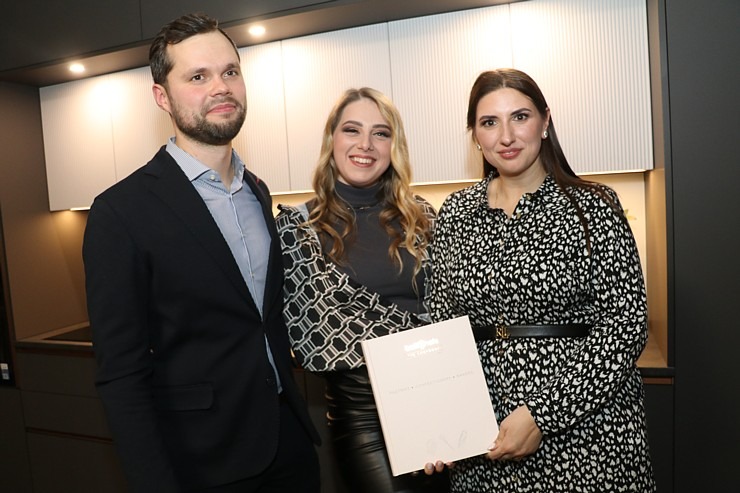 Travelnewslv piedalās pavārgrāmatas «BALTIC CHEFS 2» un ARENS salona jaunās ekspozīcijas prezentāciju Travelnewslv piedalās pavārgrāmatas «BALTIC CHEFS 2» un ARENS salona jaunās ekspozīcijas prezentāciju 347820