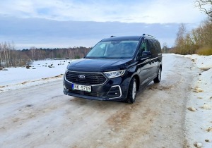 Travelnews.lv redakcija 2023.gadā ceļoja ar 8 dažādiem spēkratiem: Ford Tourneo Connect 13