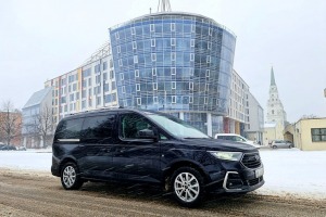 Travelnews.lv redakcija 2023.gadā ceļoja ar 8 dažādiem spēkratiem: Ford Tourneo Connect 14