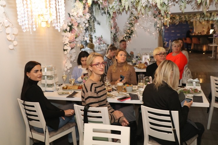 «Coral Travel Latvia» kopā ar Turcijas «Nirvana Hotels» pulcē ceļojumu konsultantus uz bagātīgām brokastīm «Coral Travel Latvia» kopā ar Turcijas «Nirvana Hotels» pulcē ceļojumu konsultantus uz bagātīgām brokastīm 348768