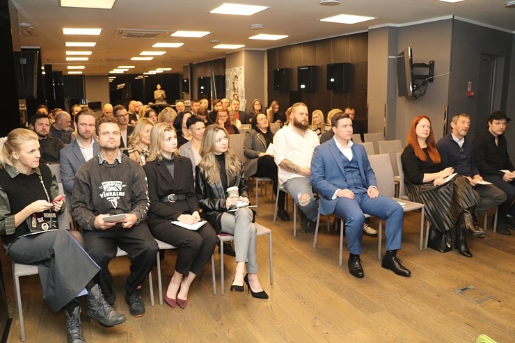 Latvijas Restorānu biedrība tiekas seminārā un Rīgas viesnīcas «Pullman Riga Old Town» pusdienās ar Ekonomikas ministru Viktoru Valaini Latvijas Restorānu biedrība tiekas seminārā un Rīgas viesnīcas «Pullman Riga Old Town» pusdienās ar Ekonomikas ministru Viktoru Valaini 348803
