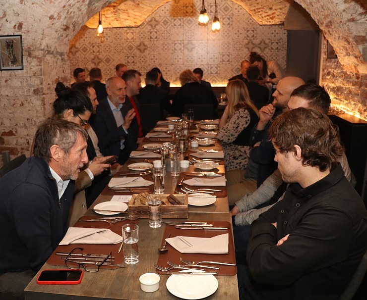 Latvijas Restorānu biedrība tiekas seminārā un Rīgas viesnīcas «Pullman Riga Old Town» pusdienās ar Ekonomikas ministru Viktoru Valaini Latvijas Restorānu biedrība tiekas seminārā un Rīgas viesnīcas «Pullman Riga Old Town» pusdienās ar Ekonomikas ministru Viktoru Valaini 348845