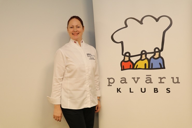 Pavāru kluba 20.gadu jubilejas kopsapulce notiek viesnīcā «Pullman Riga Old Town». Foto: Līga Elsiņa-Zuicena / Aivars Mackevičs Pavāru kluba 20.gadu jubilejas kopsapulce notiek viesnīcā «Pullman Riga Old Town». Foto: Līga Elsiņa-Zuicena / Aivars Mackevičs 348977