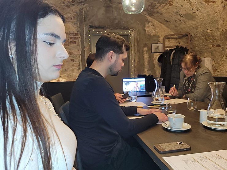 Vecrīgas viesnīcā «Pullman Riga Old Town» lemj «GADA CILVĒKS TŪRISMĀ 2023» žūrija 349395