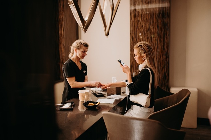 Vecrīgas «Grand Hotel Kempinski Riga» atklāj ekskluzīvo Dzintara terapijas SPA rituālu. Foto: Kempinski.com 349983