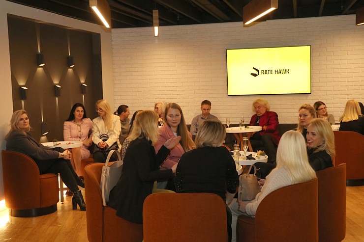 Starptautiskais ceļojumu tehnoloģiju uzņēmums «Rate Hawk» atzīmē ražīgo sadarbību ar Latvijas tūrisma firmām Starptautiskais ceļojumu tehnoloģiju uzņēmums «Rate Hawk» atzīmē ražīgo sadarbību ar Latvijas tūrisma firmām 350351