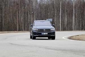 Apceļojam pavasarīgo Latgali ar jauno un 284 zirgspēku jaudīgo «VW Touareg» 19