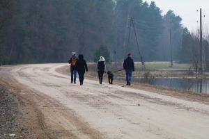 Ozolnieku apkaimē Travelnews.lv dodas 20 km pavasara pārgājienā 37