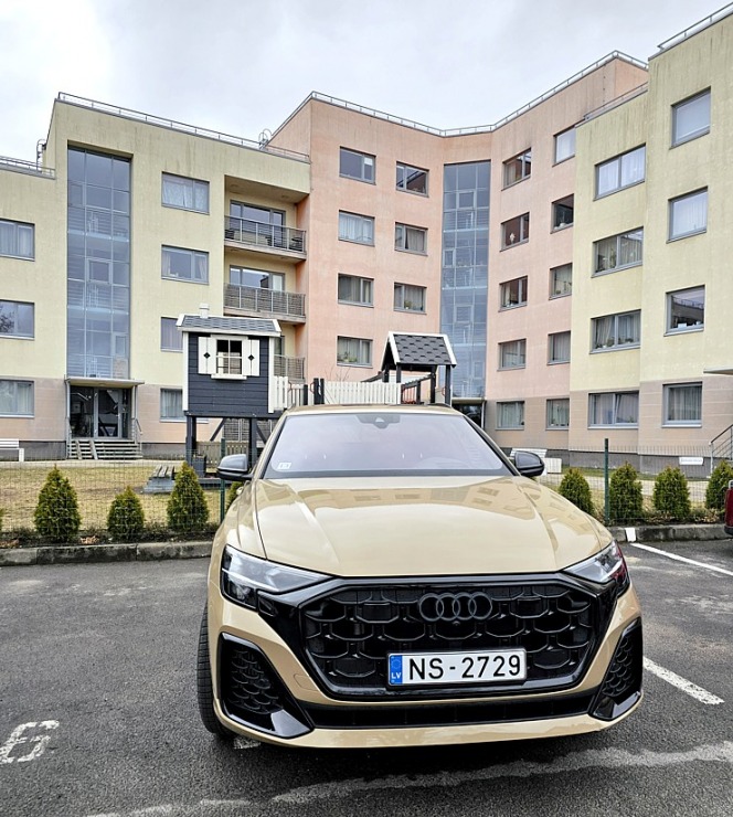 Travelnews.lv apceļo Latviju ar 340 zirgspēku jaudīgo «Audi Q8» 351209