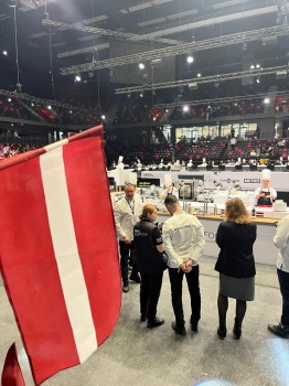 Latvijas pavāru komanda izcīnīja 12. vietu starp labākajām Eiropas un Pasaules komandām Tronheimā Norvēģijā. Foto: Latvijas Pavāru klubs un Bocuse d’O 14