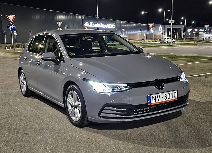 Travelnews.lv sadarbībā ar «Sixt Latvija» ceļo jaunā «VW Golf VIII 1.5 eTSI» 353272