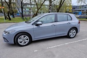 Travelnews.lv sadarbībā ar «Sixt Latvija» ceļo jaunā «VW Golf VIII 1.5 eTSI» 3