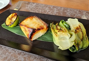 Vecrīgas «Grand Hotel Kempinski Riga» restorāns «Stage 22» piedāvā jaunu pavasara garšu pasauli - Miso Black Cod / Miso melnā menca 14